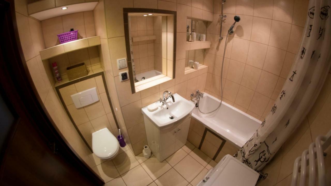 Mieszkanie Na 10 Pietrze Apartment Чешин Екстериор снимка