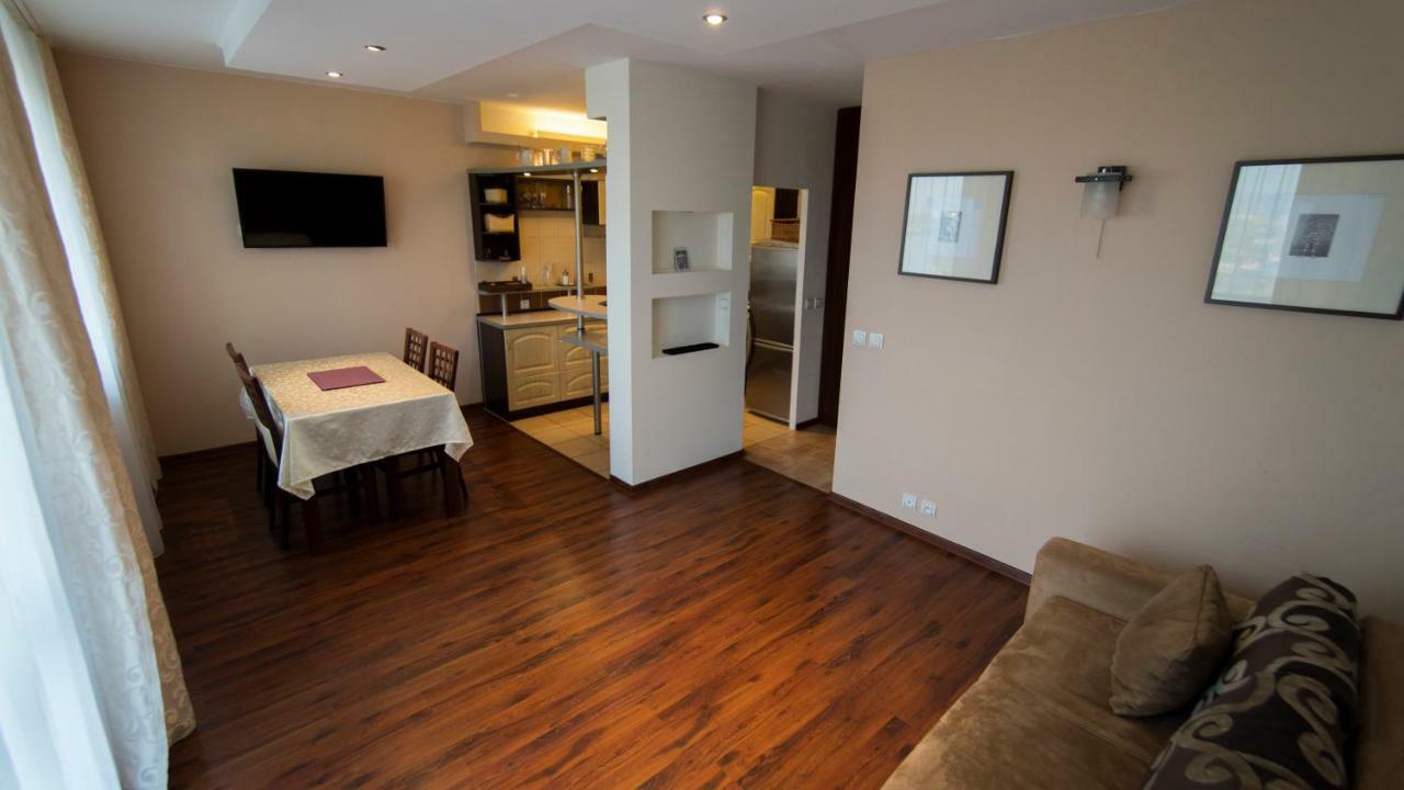 Mieszkanie Na 10 Pietrze Apartment Чешин Екстериор снимка